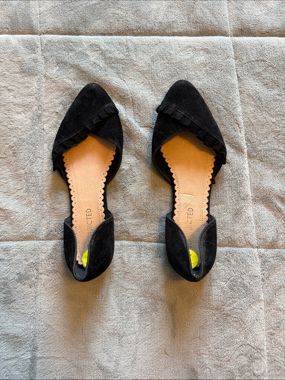 Restricted Black Pointed D'Orsay Flats with Ruffle Trim